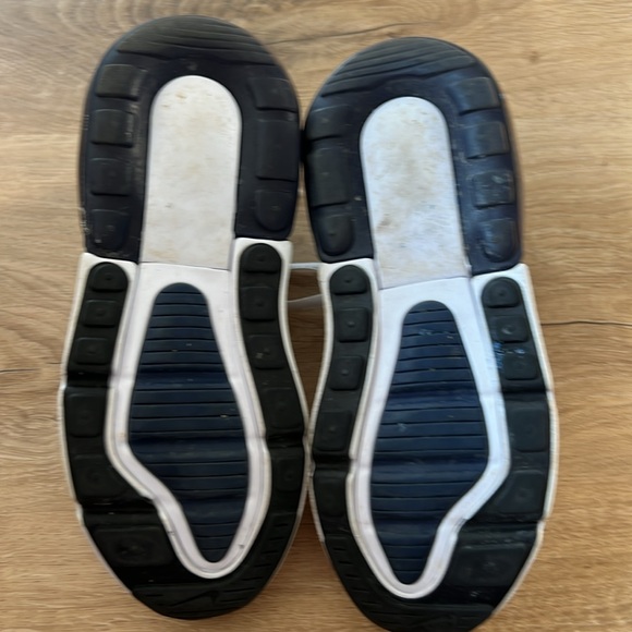 Nike air max 270 - White and Navy - Little Boys size 12.5 - Picture 5 of 7